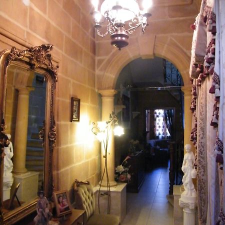 Nocturne Family House Apartment Paola Exterior foto