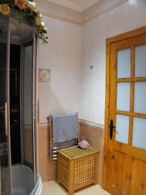 Nocturne Family House Apartment Paola Exterior foto